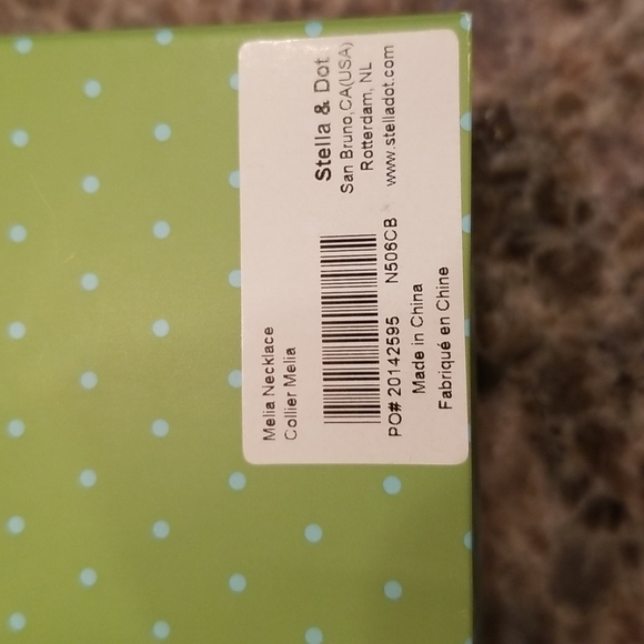 Melia Necklace - Picture 4 of 5